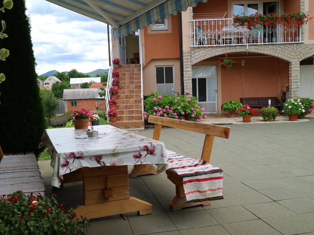 Apartment Luka Kuterevo Buitenkant foto