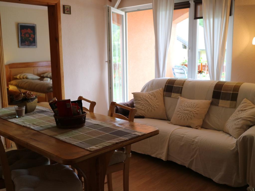 Apartment Luka Kuterevo Buitenkant foto
